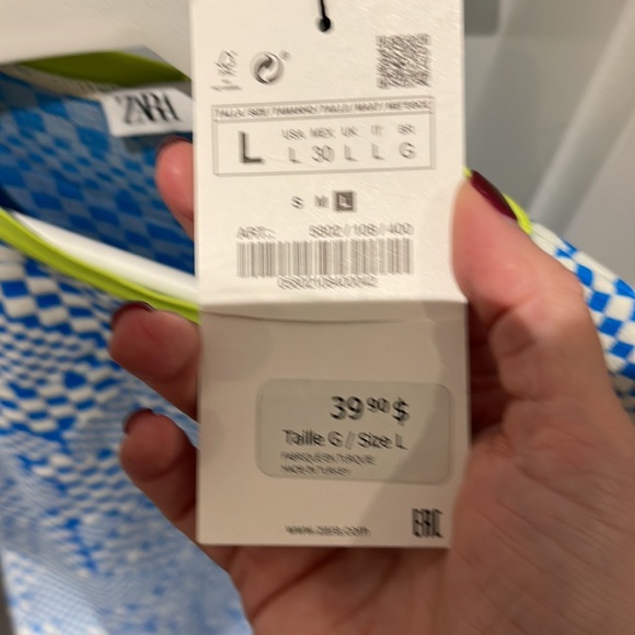 Zara checkered dress with neon green trim. New w/ tags. Smoke free/pet free home - Picture 4 of 4